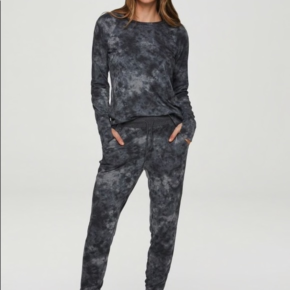 TIE DYE JOGGER NWT - Picture 2 of 5